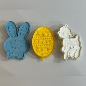 Vintage 1975 Easter & Spring Cookie Cutters